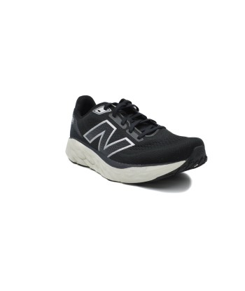 NEW BALANCE M880B14 ouvre sa boutique