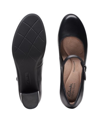 CLARKS Bayla Nora online