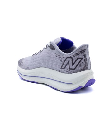 NEW BALANCE FuelCell Walker Elite rembourrage situé sous